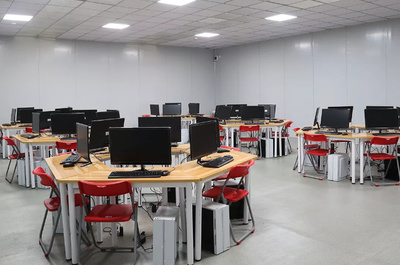 石家庄城市经济职业学院信息类专业 聚焦前沿技术，打造应用型人才